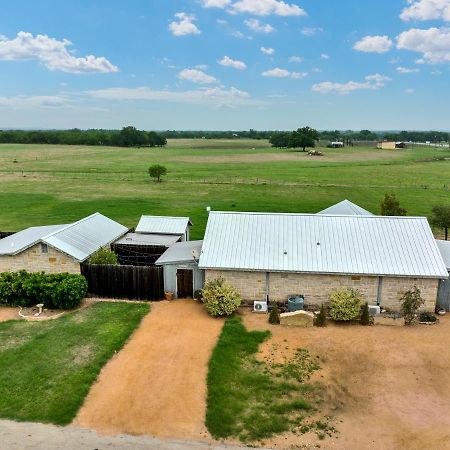 Romantic Oasis With Hot Tub Near Fred And Wineries! フレデリックスバーグ エクステリア 写真